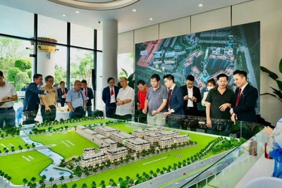 Thị trường bất động sản chờ đợi "cú hích" lớn