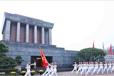 Lễ chào cờ đặc biệt chào mừng 50 năm thống nhất đất nước bongdaso com Quảng trường Ba Đình - Tạp chí Tài chính Lễ chào cờ đặc biệt chào mừng 50 năm thống nhất đất nước tại Quảng trường Ba Đình