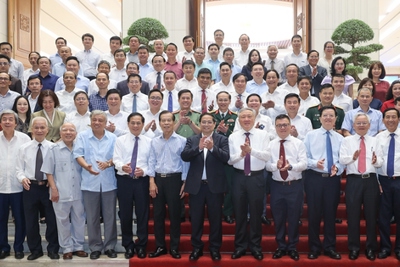 Thủ tướng: Báo chí cách mạng tiếp tục phát huy truyền thống trăm năm với "tâm sáng - lòng trong - bút sắc" Thủ tướng: Báo chí cách mạng tiếp tục phát huy truyền thống trăm năm với "tâm sáng - lòng trong - bút sắc"