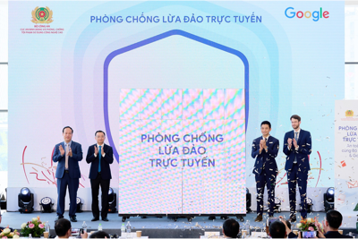 Bộ Công an “bắt tay” với Google phòng chống lừa đảo trực tuyến Bộ Công an “bắt tay” với Google phòng chống lừa đảo trực tuyến