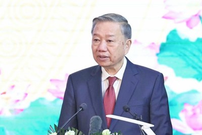Lễ kỷ niệm 110 năm Ngày sinh Tổng Bí thư Nguyễn Văn bongdaso com - Tạp chí Tài chính Lễ kỷ niệm 110 bongdaso nét Ngày sinh Tổng Bí thư Nguyễn Văn Linh
