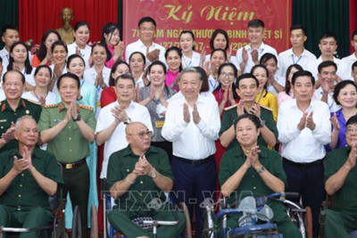 Uống nước nhớ nguồn Uống nước nhớ nguồn