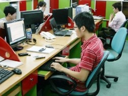 Muốn xuất khẩu online phải dứt tư duy "giờ hành chính"