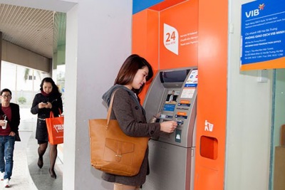 Áp số dư tối thiểu để miễn phí ATM?