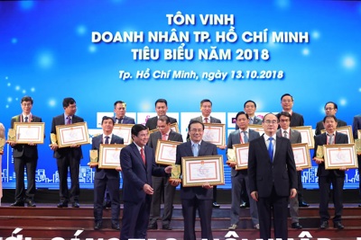 TGĐ Công ty Phú Long được trao giải Doanh nhân tiêu biểu năm 2018