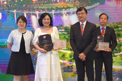 Vinhomes được vinh danh top 10 chủ đầu tư bất động sản hàng đầu Việt Nam 