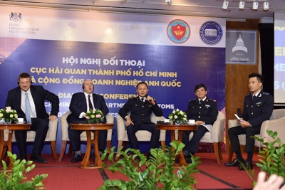 Cục Hải quan TP. Hồ Chí Minh đối thoại với doanh nghiệp Anh