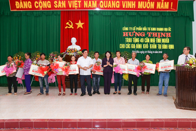 Trao tặng nhà tình nghĩa tại Bình Định do Hung Thinh Corp tài trợ