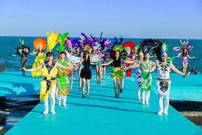 Dấu ấn show trình diễn trên biển của tập đoàn Hưng Thịnh