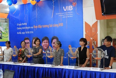 Thêm 1 khách hàng VIB được tặng chuyến du lịch Đức cho 2 người 