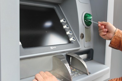 Xử phạt vi phạm hành chính đối với những máy ATM thiếu tiền, không hoạt động
