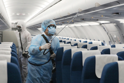 [Video] 9 cách tránh lây nhiễm nCoV trên máy bay