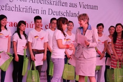Tuyển chọn 230 điều dưỡng sang Đức làm việc với lương hơn 1.000 euro