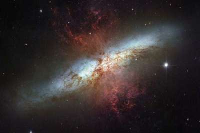 [Video] Các thiên hà thực chất được kết nối bởi sinh vật kỳ lạ?