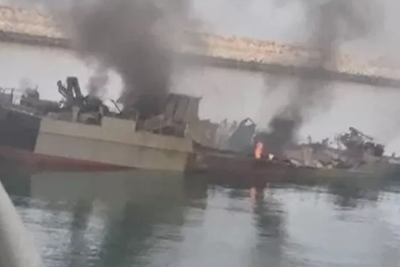 [Video] Tên lửa Iran bắn trúng tàu Iran 
