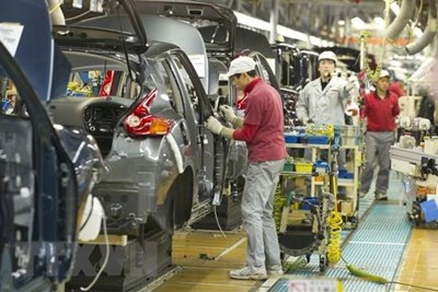 "Mây đen" phủ bóng ngành chế tạo ôtô Nhật do kinh tế toàn cầu bất ổn