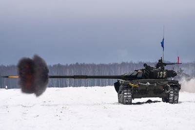 [Ảnh] Ba Lan phản ứng quyết liệt khi "Nga đưa xe tăng T-72B3 sang Belarus"