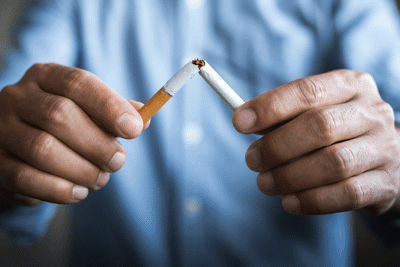 Người hút thuốc lá nguy cơ mắc COVID-19 cao gấp 1,5 lần, dễ trở nặng khi nhiễm virus