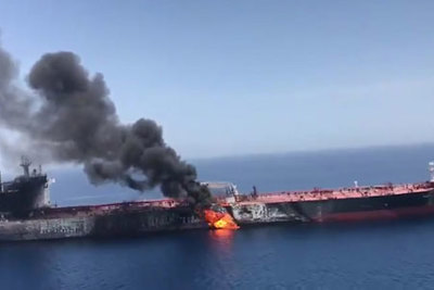  [Video] Nghi vấn về động cơ vụ tấn công tàu dầu trên Vịnh Oman 