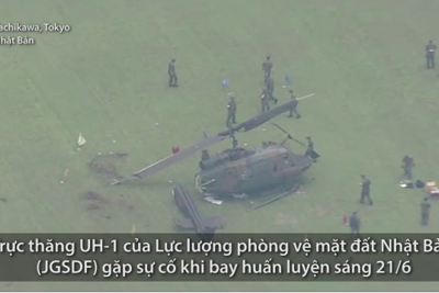 [Video] Trực thăng quân sự Nhật gãy đuôi sau khi hạ cánh khẩn cấp