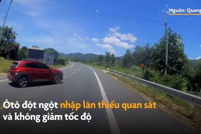 [Video] Ôtô lao ra đường nhập làn ẩu, suýt gây tai nạn cho xe khác