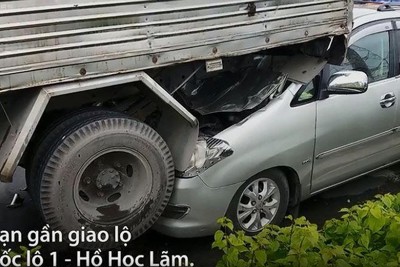 [Video] Nhìn lại vụ 5 ôtô tông liên hoàn ở TP. Hồ Chí Minh
