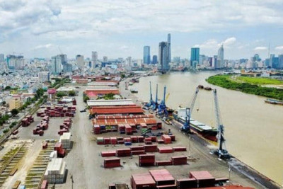  Cục Đường thủy kiến nghị miễn phí hạ tầng cảng biển tại TP. Hồ Chí Minh