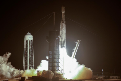 [Video] SpaceX phóng tên lửa mang vệ tinh viễn thông