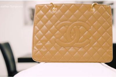 [Video] Làm mới túi Chanel 3.000 USD bị cháy