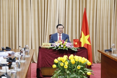 Việt Nam kiên trì thực hiện “mục tiêu kép" phòng, chống dịch và tháo gỡ khó khăn cho sản xuất, kinh doanh