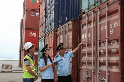 Thủ đoạn gian lận vận chuyển nguyên vật liệu của doanh nghiệp chế xuất vào thị trường Việt Nam