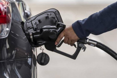  Giá xăng dầu giảm sốc