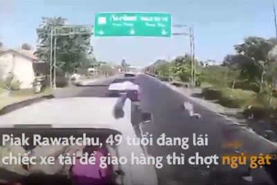 [Video] Cảnh ôtô tông loạt 6 xe do tài xế ngủ gật