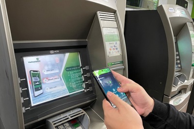 Giao dịch thông minh với dịch vụ rút tiền mặt bằng mã QR tại Vietcombank