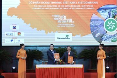 Vietcombank đồng hành cùng hội nghị xúc tiến đầu tư tỉnh Hậu Giang năm 2022