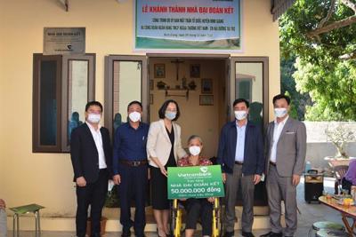 Vietcombank Hải Dương tặng nhà Đại đoàn kết cho hộ nghèo
