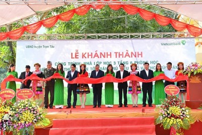 Vietcombank tài trợ 3 tỷ đồng xây trường học tại Yên Bái