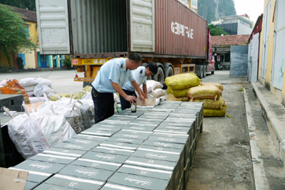 Hải quan Quảng Ninh: Phấn đấu hoàn thành thu ngân sách 2012