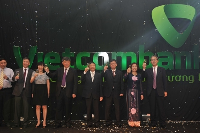 Vietcombank ra mắt hệ thống nhận diện thương hiệu mới Vietcombank ra mắt hệ thống nhận diện thương hiệu mới