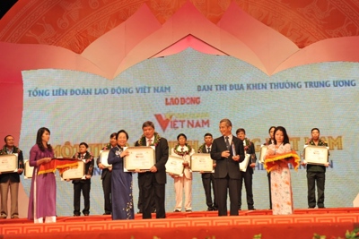 Tổng giám đốc VCB được vinh danh trong "Vinh quang Việt Nam"