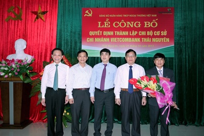 Thành lập chi bộ cơ sở Vietcombank Chi nhánh Thái Nguyên
