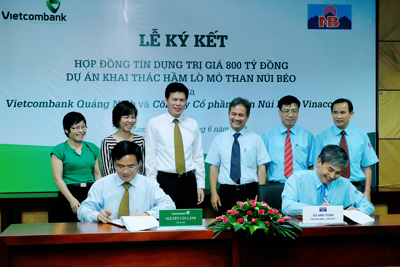 Vietcombank tài trợ 800 tỷ cho Công ty Than Núi Béo