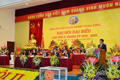 Nâng cao vai trò lãnh đạo của Đảng trong tái cơ cấu các tổ chức tín dụng: Kinh nghiệm từ Vietcombank
