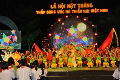 Vietcombank: Đồng hành cùng “Đêm hội trăng rằm – Thắp sáng ước mơ thiếu nhi Việt Nam” 