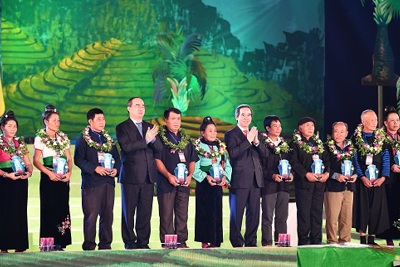 Vietcombank đồng hành cùng "Tây Bắc những trái tim thắp lửa"