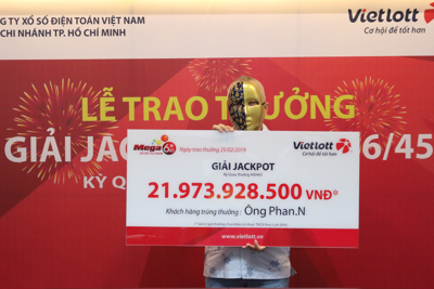 Chọn vé theo ngày sinh người thân, khách hàng TP. Hồ Chí Minh trúng 21,9 tỷ đồng