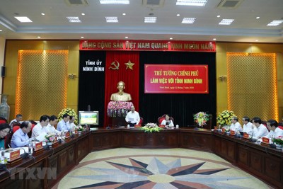 Thủ tướng kiểm tra tiến độ giải ngân vốn đầu tư công tại Ninh Bình