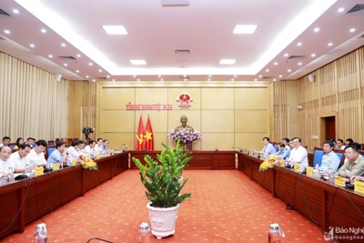 Bộ trưởng Đinh Tiến Dũng: Tỉnh Nghệ An cần tiếp tục kiên định thực hiện mục tiêu tài chính - ngân sách