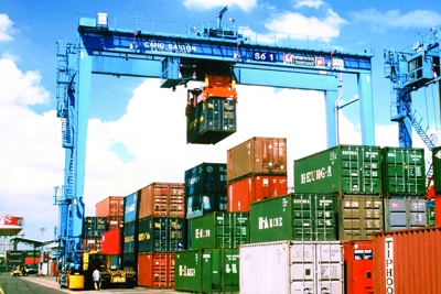 Bãi bỏ và đề xuất bãi bỏ một loạt các quy định về xuất nhập khẩu