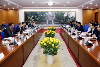 Hợp tác toàn diện trong lĩnh vực tài chính với Hoa Kỳ